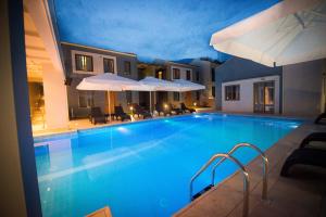 Bazén v ubytování Mantinia Bay Hotel nebo v jeho okolí