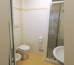 Koupelna v ubytování B&B Morelli + 23 fotografií