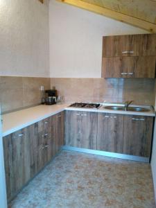 Kuchyňa alebo kuchynka v ubytovaní Apartment Everina