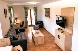 TV a/nebo společenská místnost v ubytování Haus am Balsberg