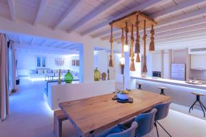Fotografie z fotogalerie ubytování Villa Moonstone by Mykonos Rocks v destinaci Plintri