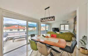 Posedenie v ubytovaní Premium Apartment with jacuzzi