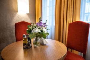 Istumisnurk majutusasutuses Altstadt Hotel Stadtkrug