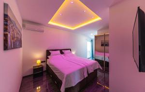 Posteľ alebo postele v izbe v ubytovaní Premium Apartment with jacuzzi