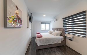Posteľ alebo postele v izbe v ubytovaní Premium Apartment with jacuzzi