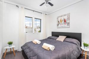 Ένα ή περισσότερα κρεβάτια σε δωμάτιο στο Villa Quimera by Villa Plus +16 φωτογραφίες