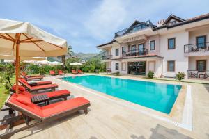 Bazén v ubytování Gocek Arion Hotel nebo v jeho okolí