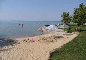 Kép Apartments in Balatonvilagos/Balaton 26340 szállásáról Balatonvilágoson a galériában