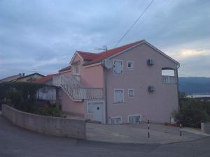 Budynek, w którym mieści się apartament