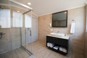 Koupelna v ubytování Gocek Arion Hotel