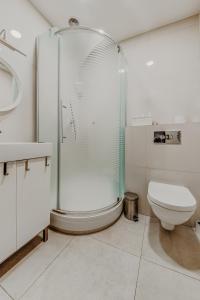 Et badeværelse på Spacious - 140 square meters Apartment, Vilnius City Centre