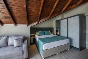 Postel nebo postele na pokoji v ubytování Gocek Arion Hotel