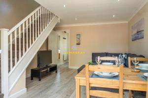 Foto sihtkohas Slough asuva majutusasutuse COSY 2 BED & FREE PARKING. NEAR HEATHROW/PINEWOOD galeriist