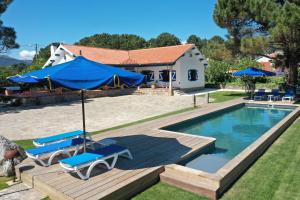 Πισίνα στο ή κοντά στο Casa Porto Cabanas by Upper Luxury Housing