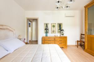Villa Cinzia-150 mt from the beach客房内的一张或多张床位