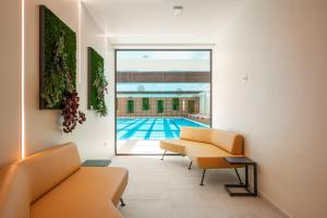 Bazen u ili blizu objekta Valamar Meteor Hotel