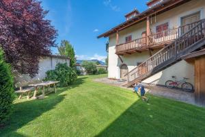 Gallery image of Glögglhof in Appiano sulla Strada del Vino