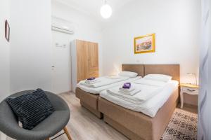 Postel nebo postele na pokoji v ubytování Old Town Finest + 37 fotografií