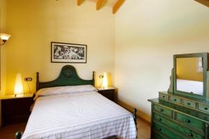 Ein Bett oder Betten in einem Zimmer der Unterkunft Sa Vinyeta de Son Jaumell