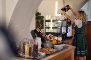 Minuman di Perbersdorfer Heuriger