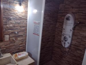 Koupelna v ubytování Hotel Leyenda del Tepozteco