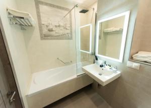 Koupelna v ubytování Downtown Suites Yerevan