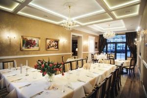 Gallery image of Hotel Kopernik in Ciechocinek +47 photos