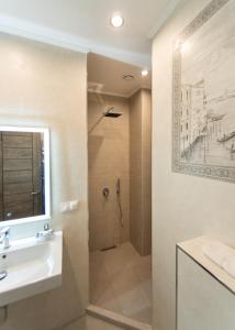 Koupelna v ubytování Downtown Suites Yerevan
