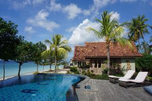 Gallery image of Blue Harbor Beachfront Villas & Resto in Nusa Penida