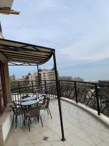 A balcony or terrace at Sea Apartment 3bedrooms