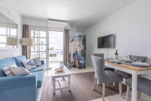 Posedenie v ubytovaní Apartamento Corazón Playa
