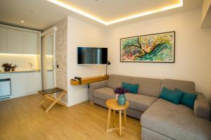 TV a/nebo společenská místnost v ubytování Hotel Admiral