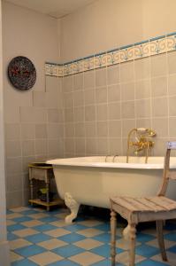 A bathroom at Le Mas Perréal