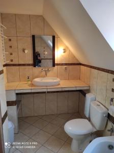 Un baño de KATRINA APARTAMENTY