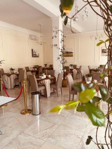 En restaurant eller et andet spisested på Hotel Regina Margherita
