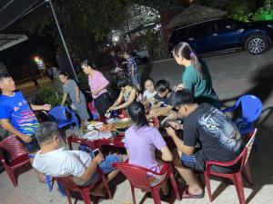 Hosté ubytování Nhà nghỉ Cát Đằng Hồ Tràm