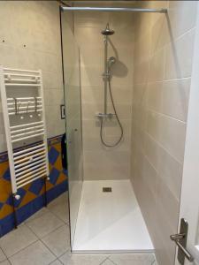 Koupelna v ubytování Spacieux appartement 2/6 pers 110m² proche CNPE