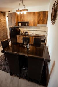 A cozinha ou kitchenette de Zlatar Apartman br 16