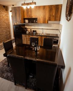 A cozinha ou kitchenette de Zlatar Apartman br 16