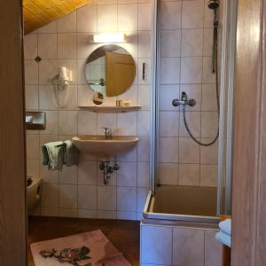 Koupelna v ubytování Haus Cornelia