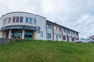 Budova, kde se aparthotel nachází