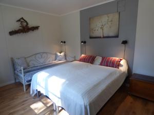 Letto o letti in una camera di Nya Skogsgården Hostel