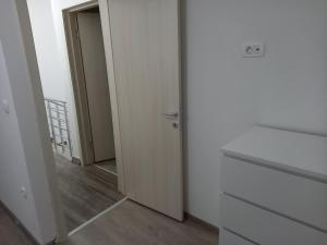 Zdjęcie z galerii obiektu Apartman Nikocevic 2 w Barze