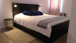 Кровать или кровати в номере Historic Center Beach Apartment - Lagos - Algarve