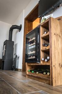 A kitchen or kitchenette at Bergchalet Dein Paradies