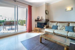 Gallery image of Casa a L’Estartit 100m playa, wifi.Vistas mar y piscina in L'Estartit +25 photos