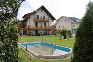 Gallery image of Gästehaus Sporrer in Neualbenreuth