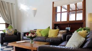 A seating area at Casa Amelia