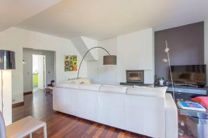 Afbeelding uit fotogalerij van Design Guincho Villa in Cascais