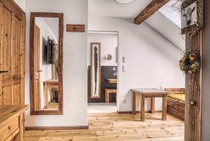 Zdjęcie z galerii obiektu GIRLINGGUT Schlafen Starten Salzburg w mieście Elixhausen
